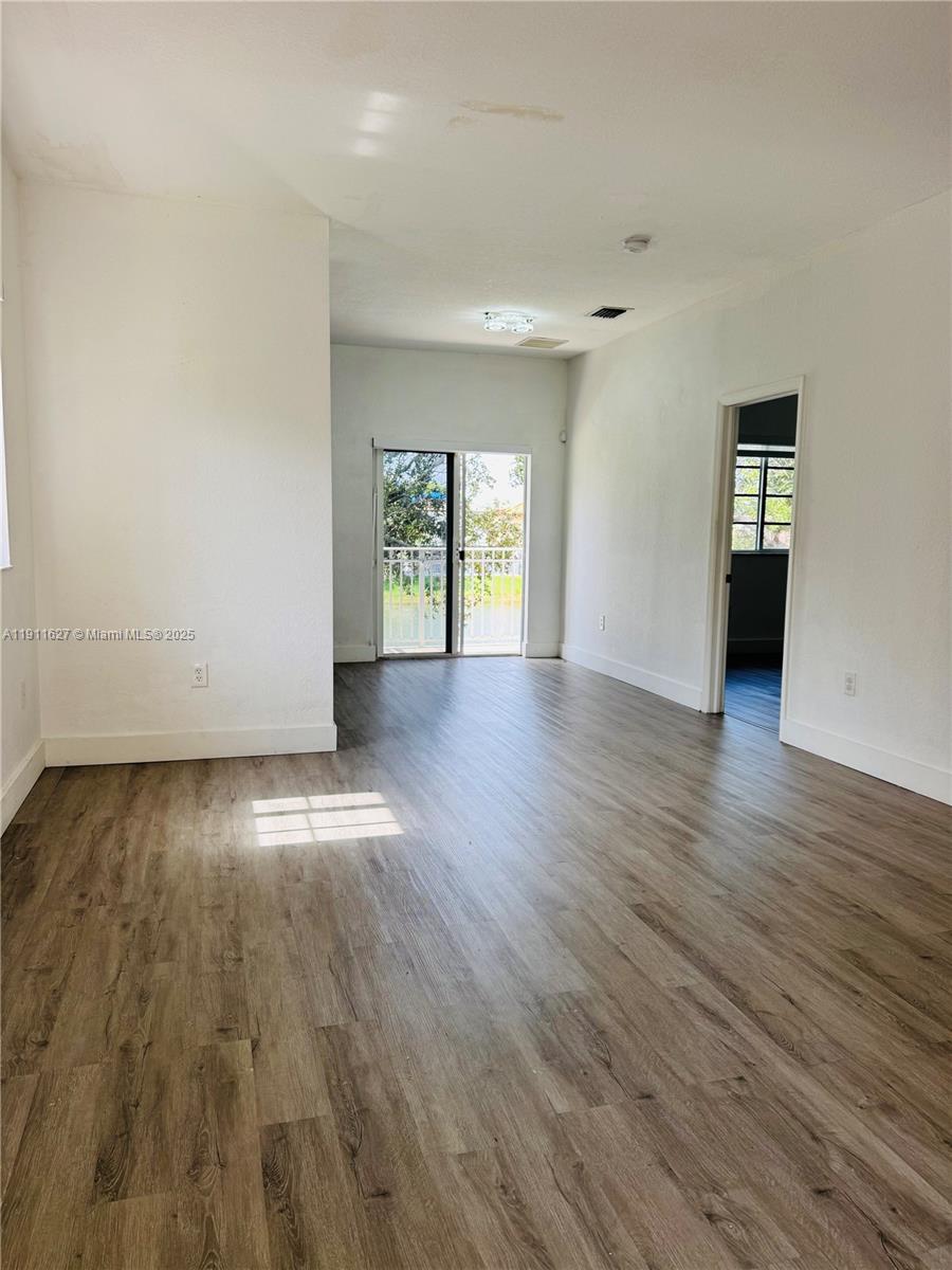 CARIBBEAN ISLES VILLAS CO - Residential Lease