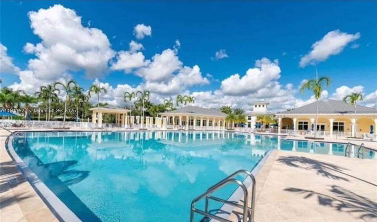 CARIBBEAN ISLES VILLAS CO - Residential Lease