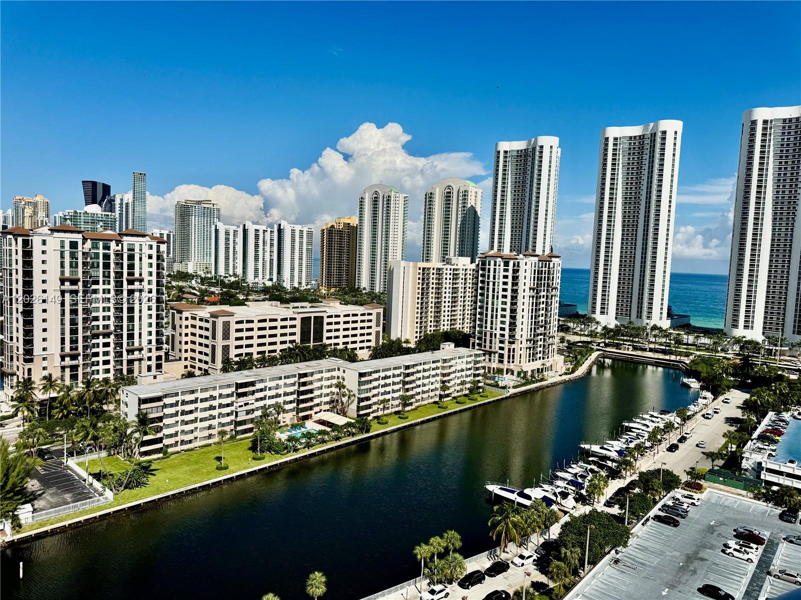 300 Bayview Dr 1903