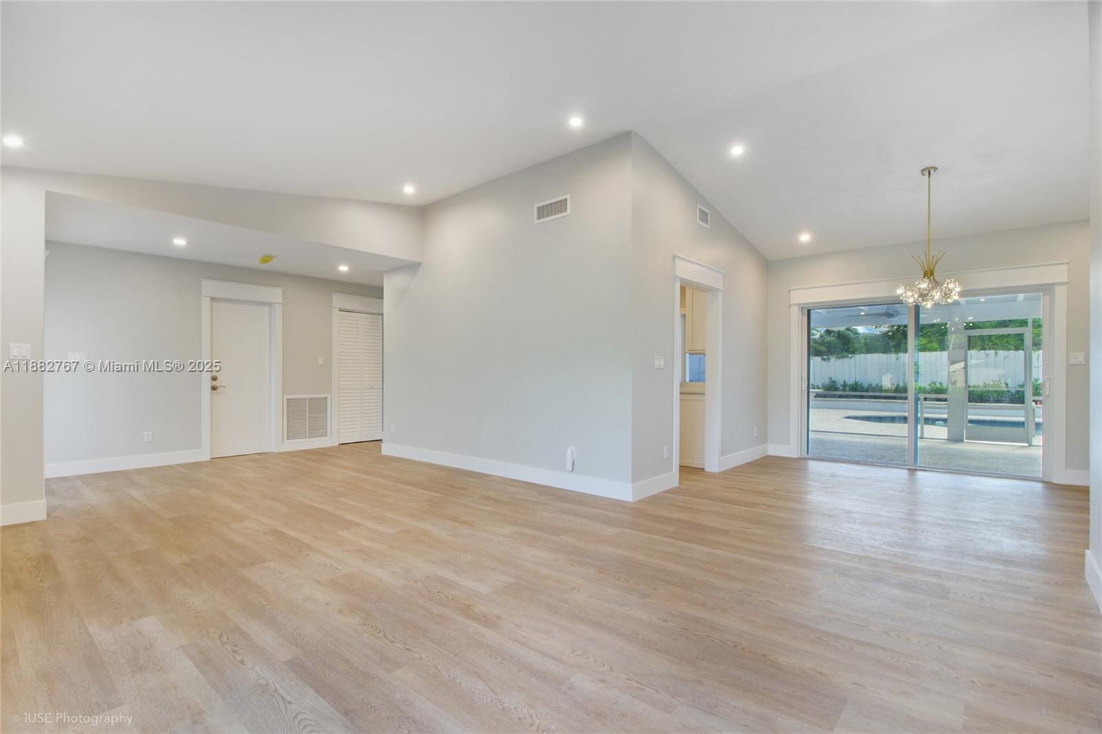 SABAL CHASE SEC FOUR - Residential Lease