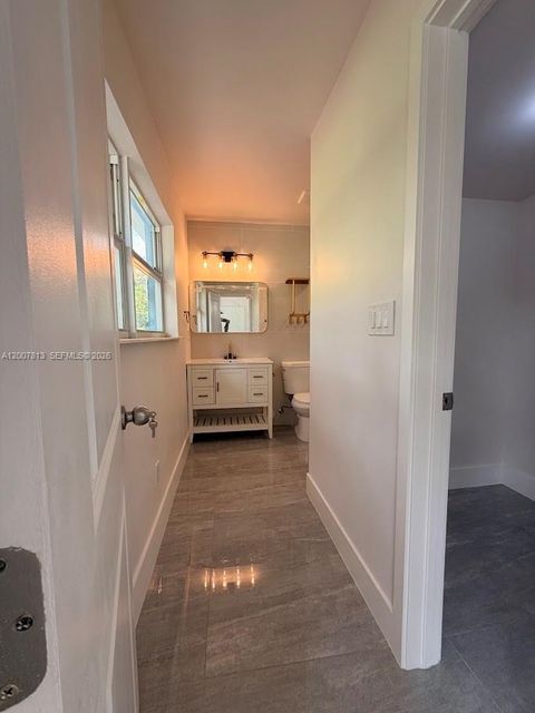 Tiny photo for 809 NW 12th Ave, Fort Lauderdale, FL 33311 (MLS # A12007813)