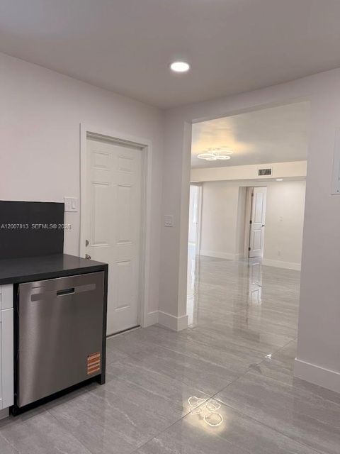 Tiny photo for 809 NW 12th Ave, Fort Lauderdale, FL 33311 (MLS # A12007813)