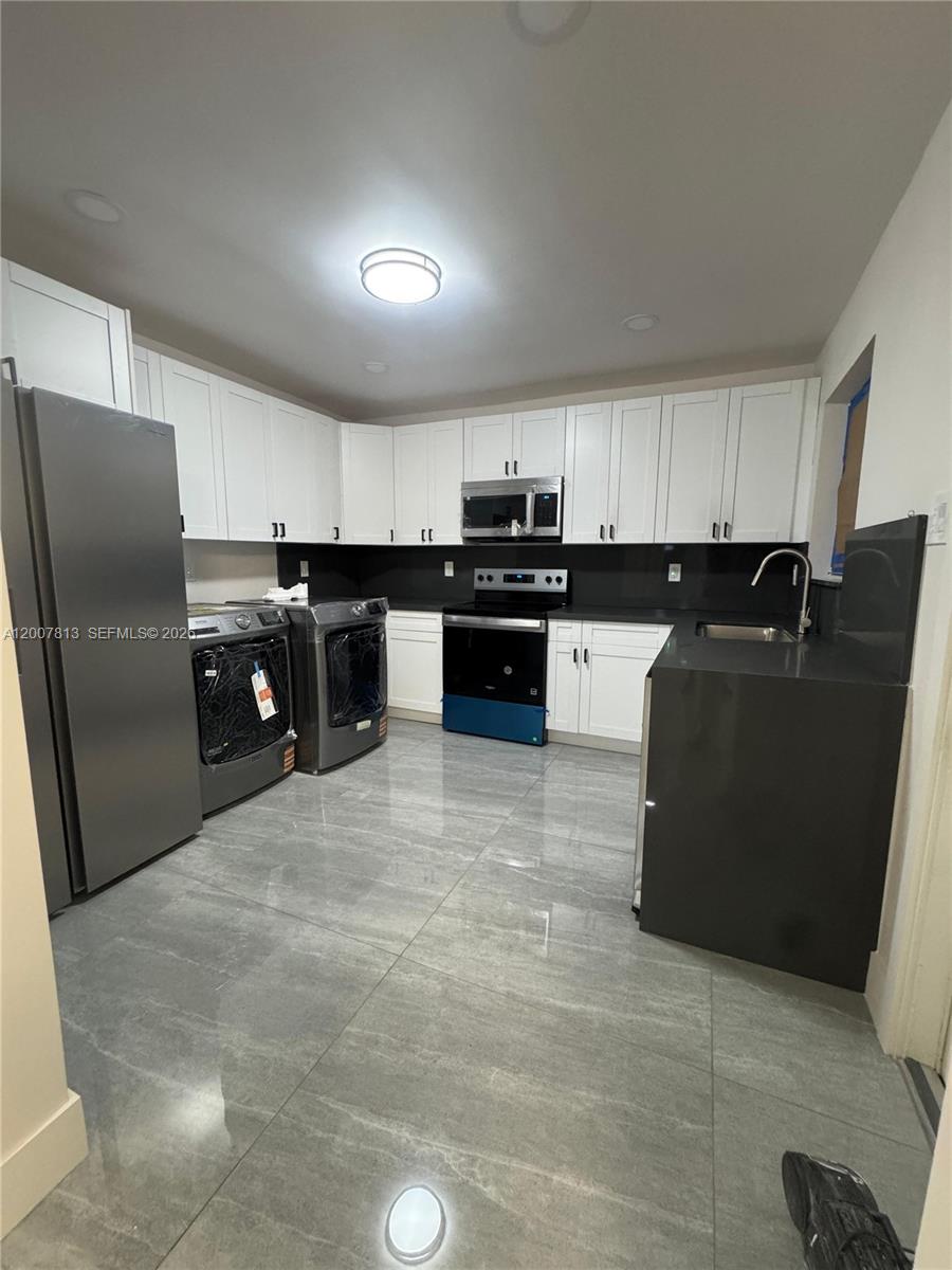 LINCOLN PARK THIRD ADD - Residential