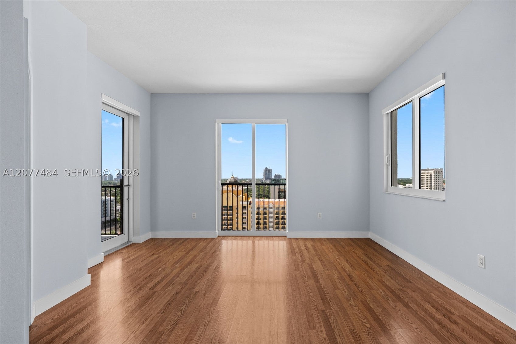 10 Aragon Ave 1601