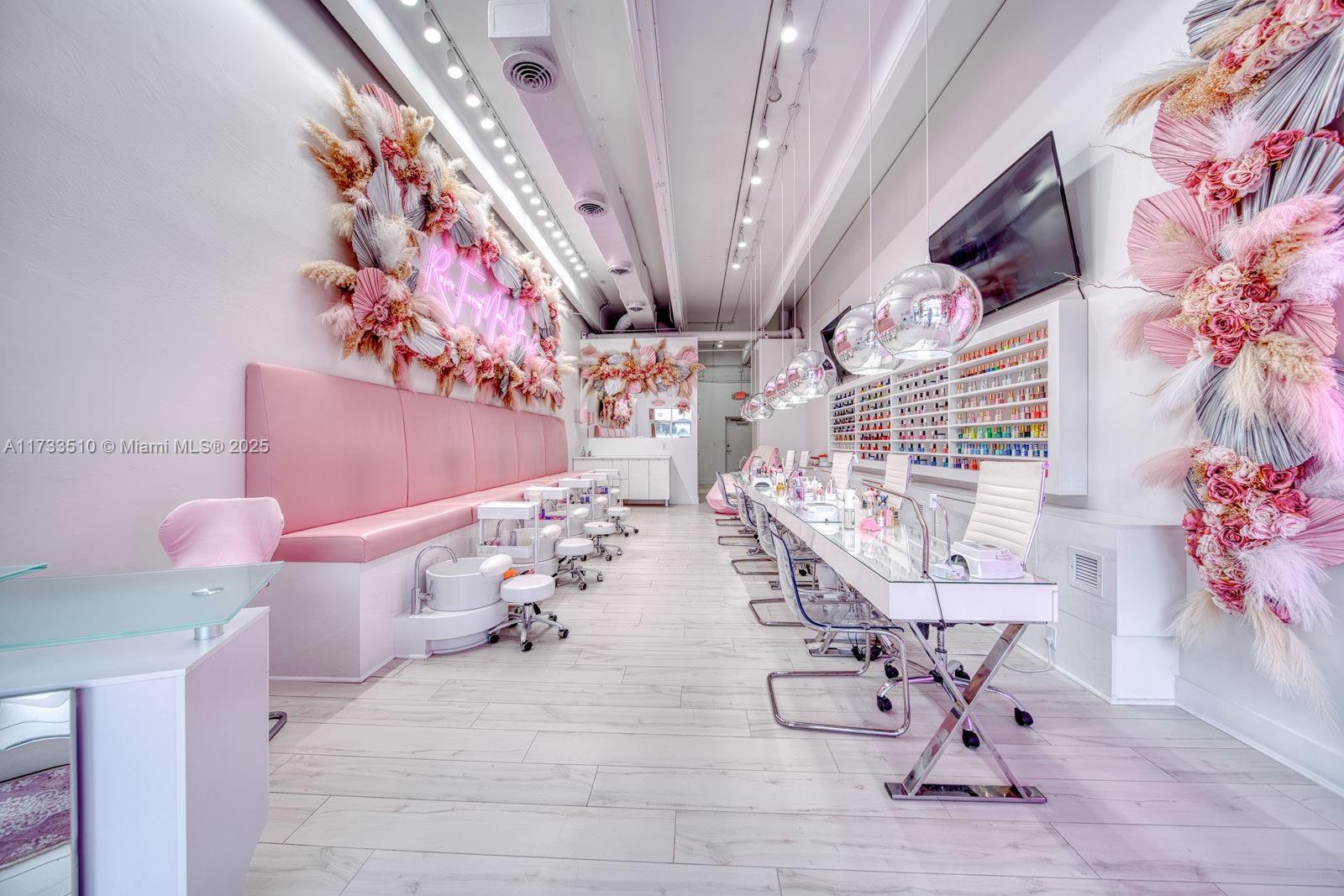 Nail Salon & Spa For Sale In Hialeah Gardens
