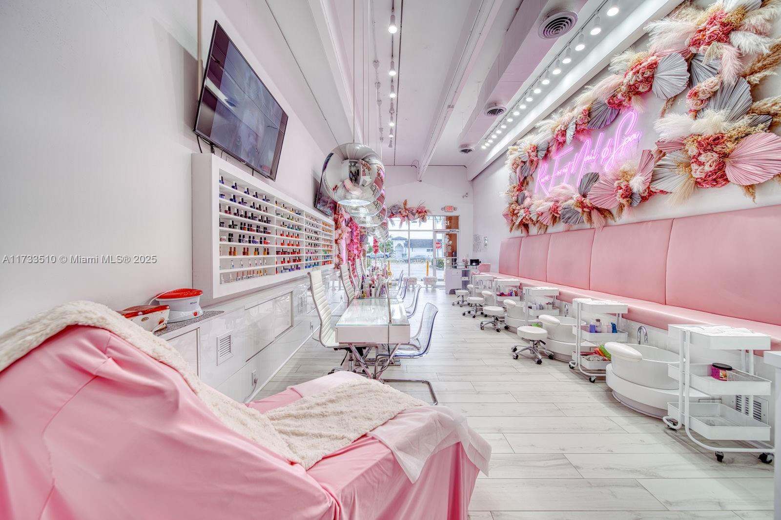 Nail Salon & Spa For Sale In Hialeah Gardens