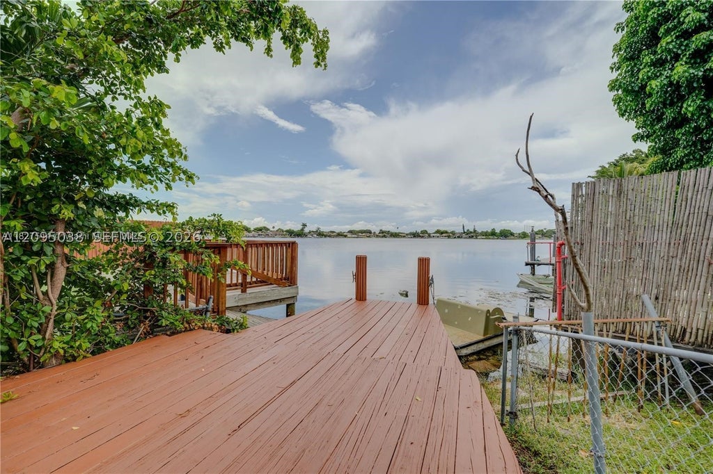 Photo of 2403 SW 58th Mnr #1, Fort Lauderdale, FL 33312 (MLS # A12095038)