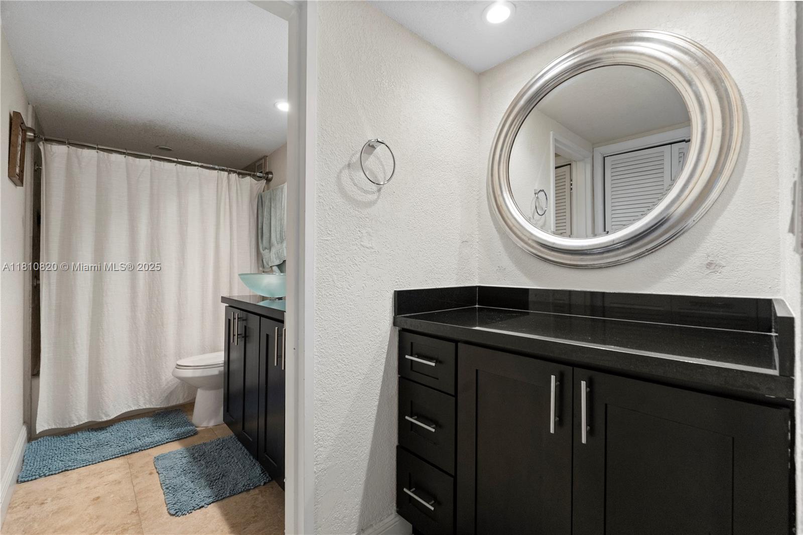 OLYMPUS CONDO PHASE - Residential