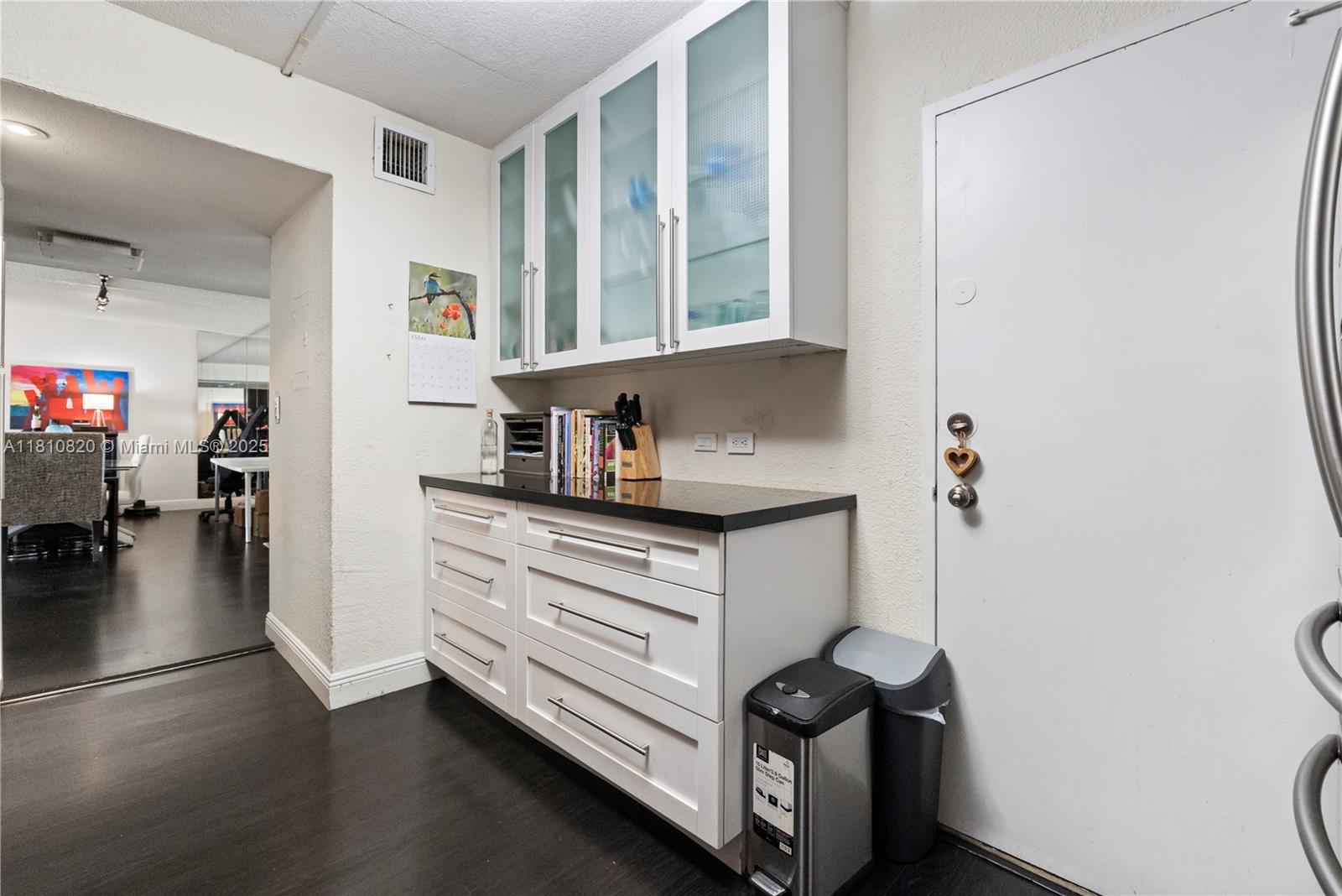 OLYMPUS CONDO PHASE - Residential