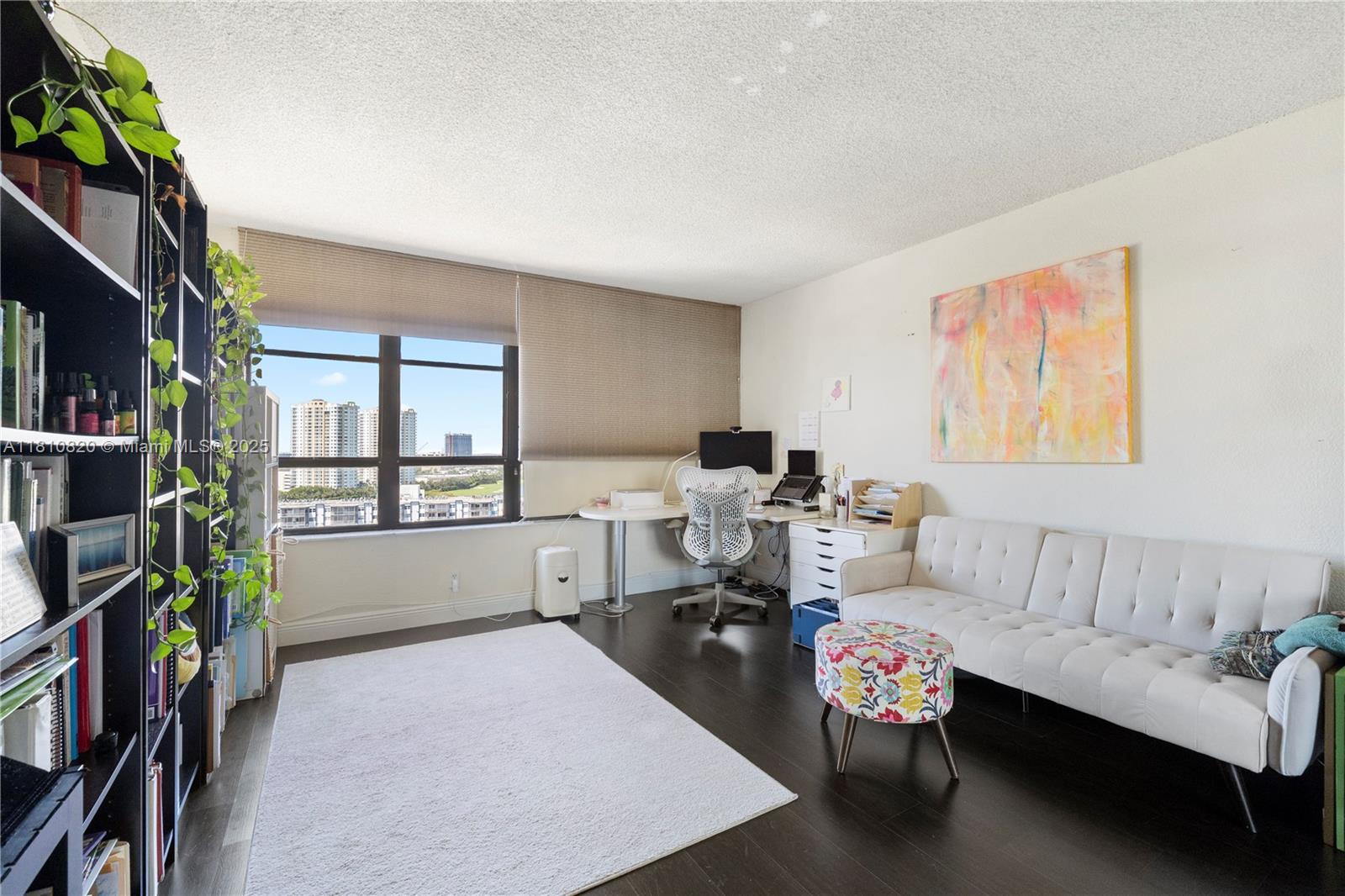 OLYMPUS CONDO PHASE - Residential