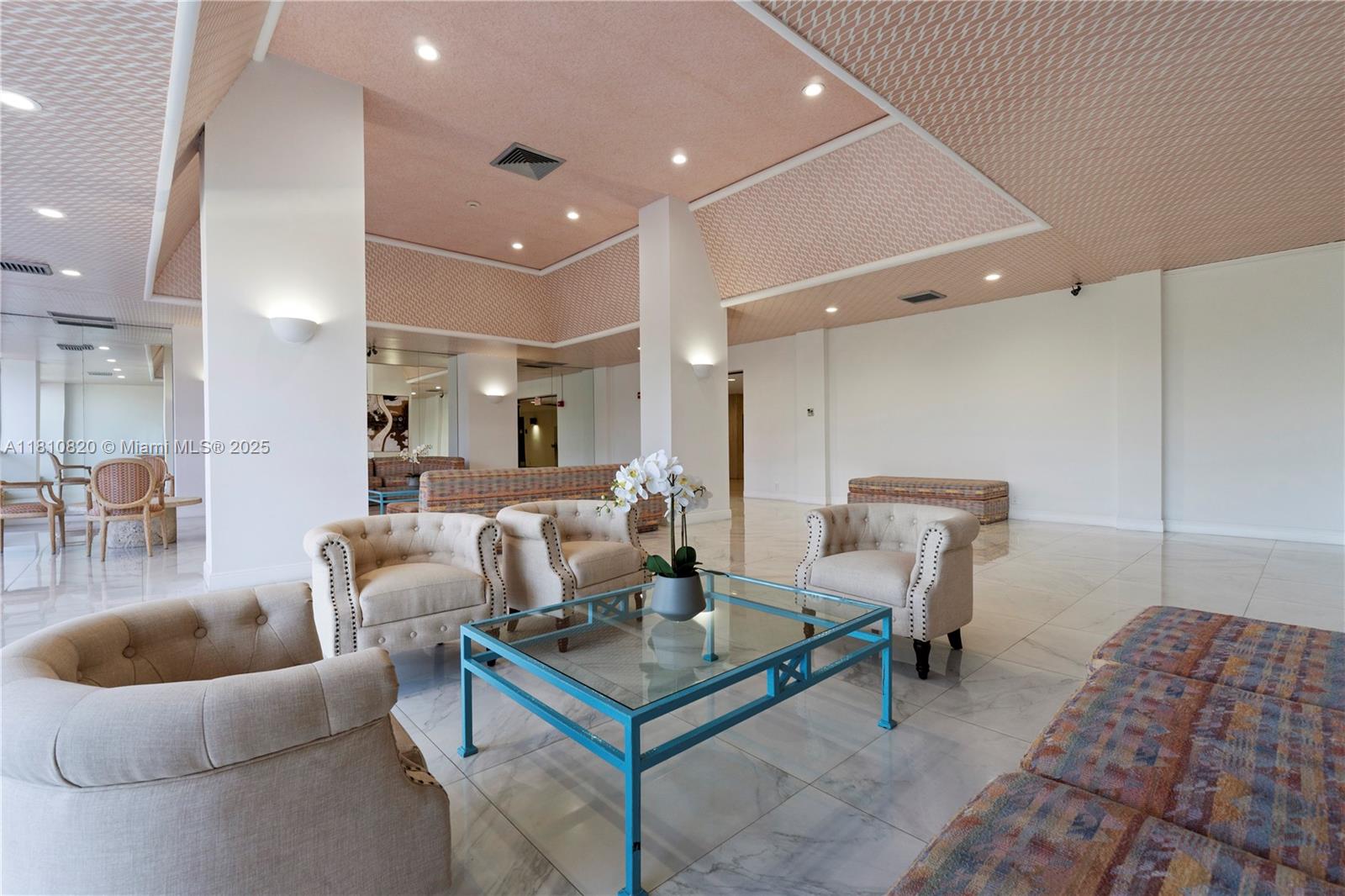 OLYMPUS CONDO PHASE - Residential