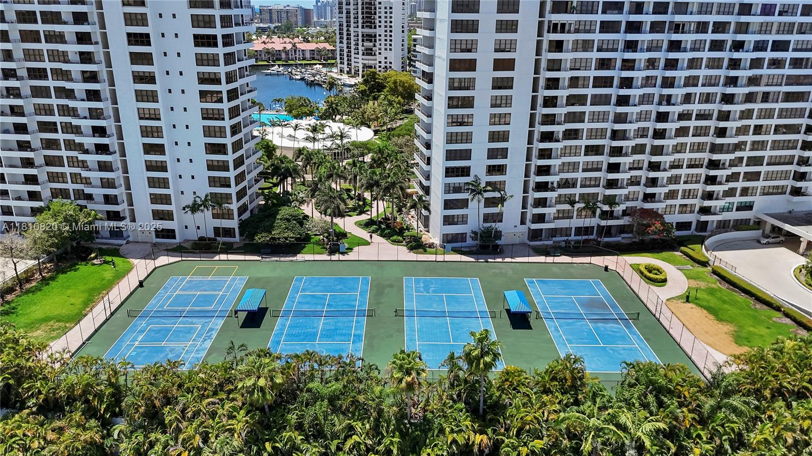 OLYMPUS CONDO PHASE - Residential