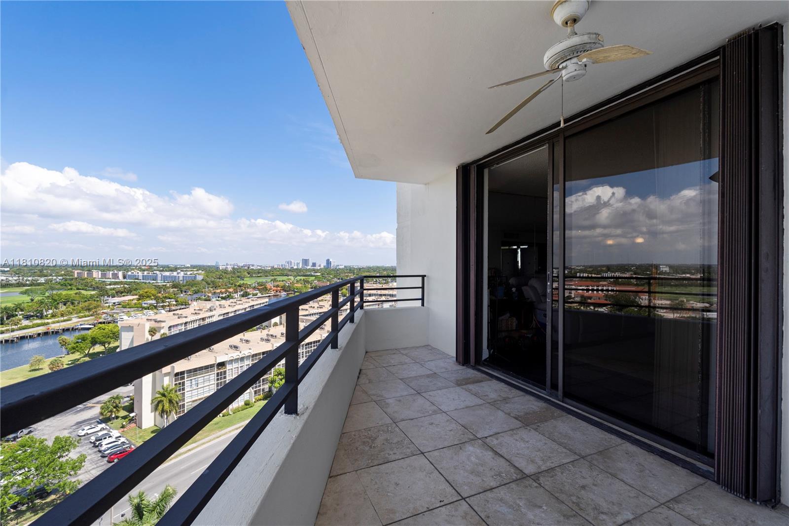 OLYMPUS CONDO PHASE - Residential