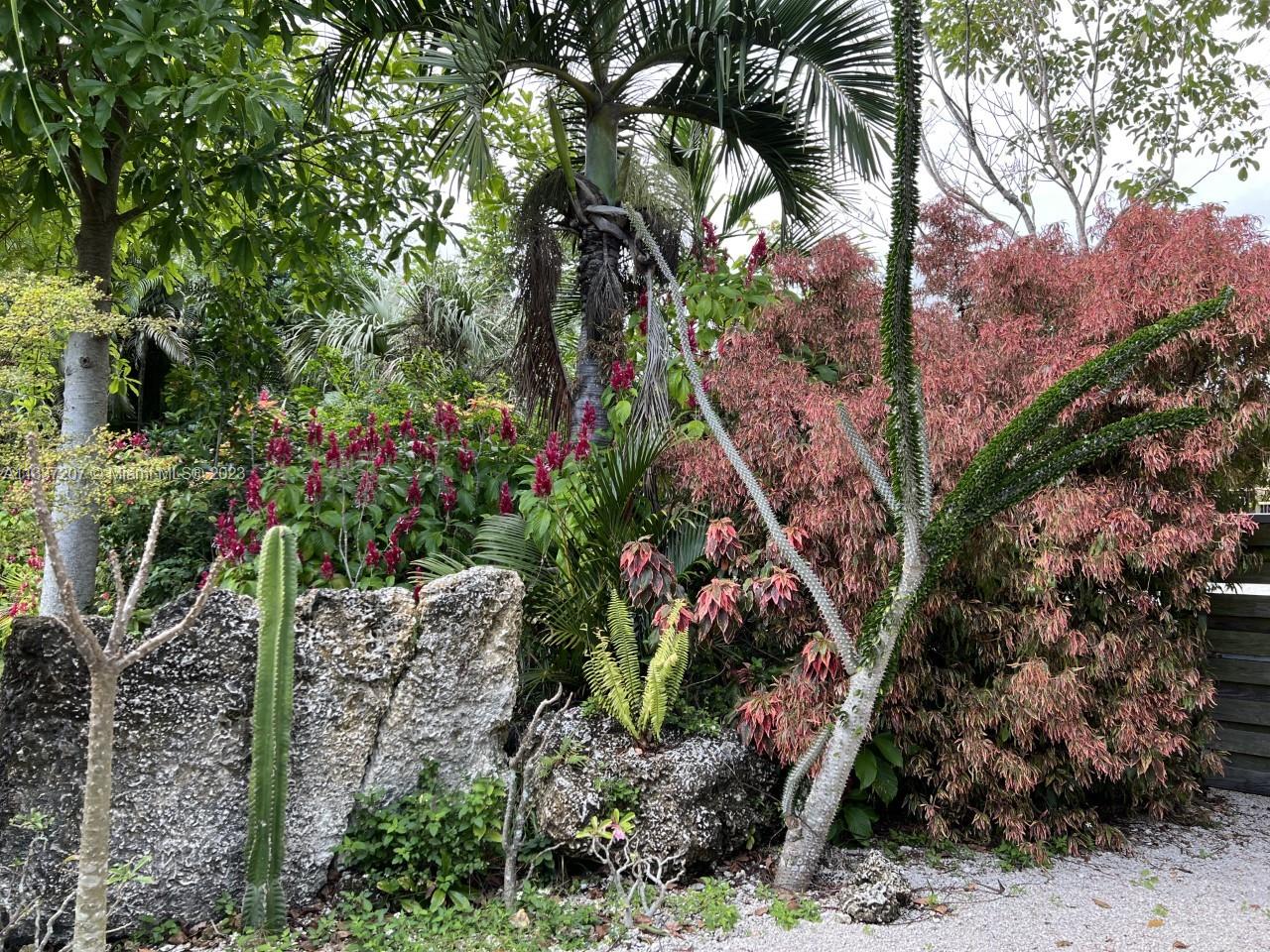 SUNILAND ESTATES 1ST ADDN - Residential