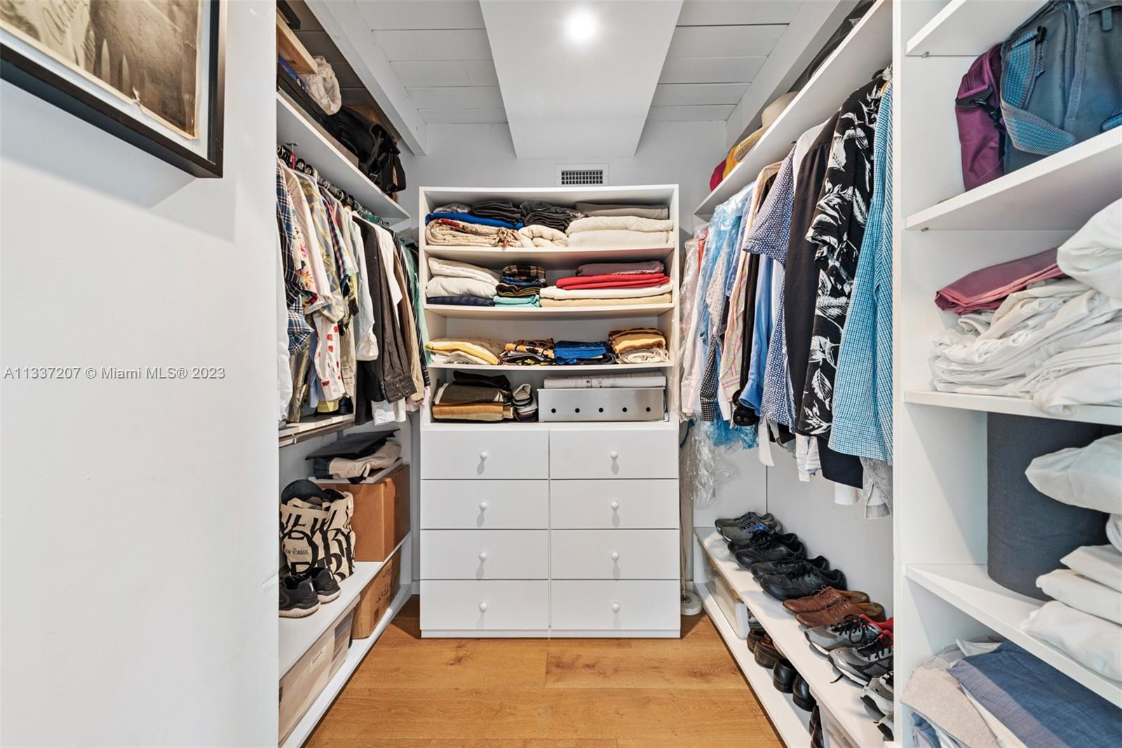 SUNILAND ESTATES 1ST ADDN - Residential