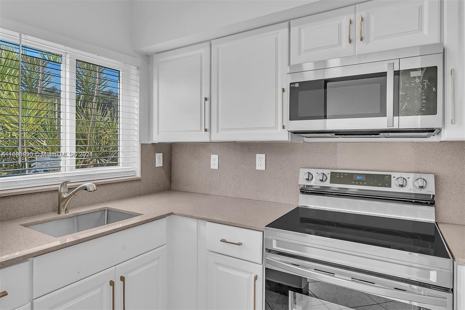 Rental Property at 224 Nw 85th St Rd 224, Miami, Broward County, Florida - Bedrooms: 3 
Bathrooms: 2  - $2,400 MO.