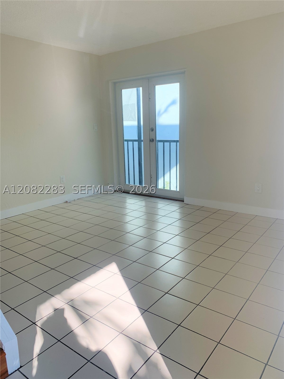 3203 Mary St 4