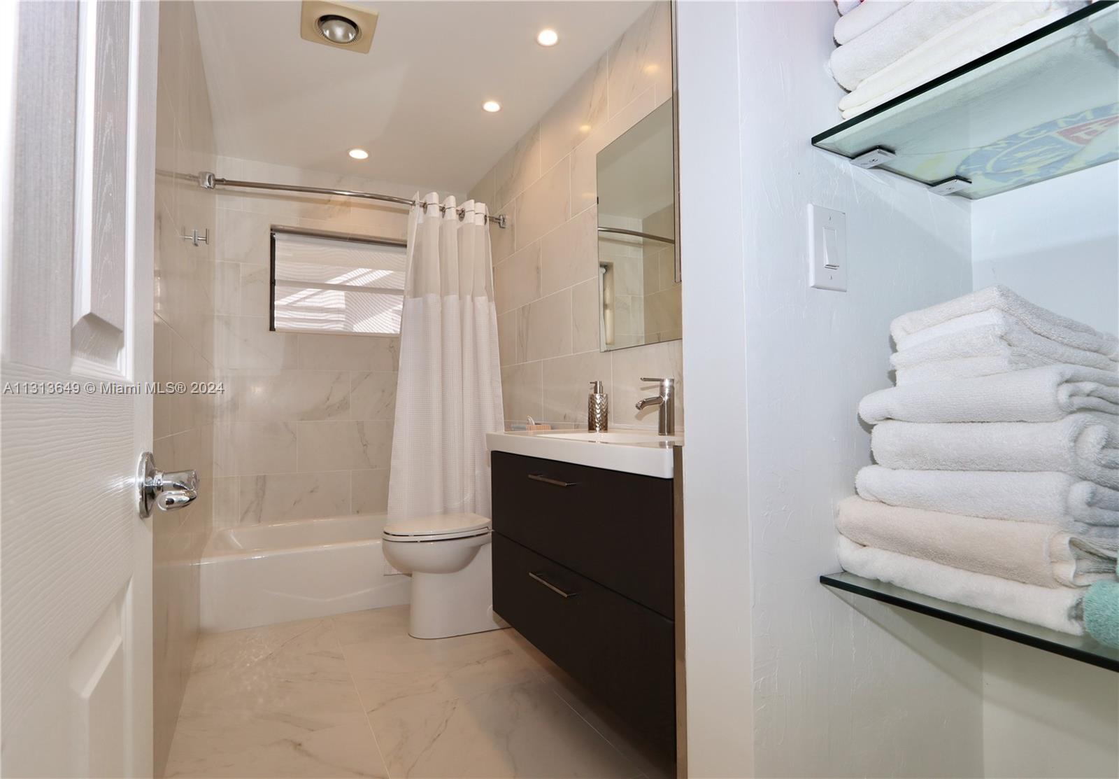 HIGHLAND LAKES - Residential