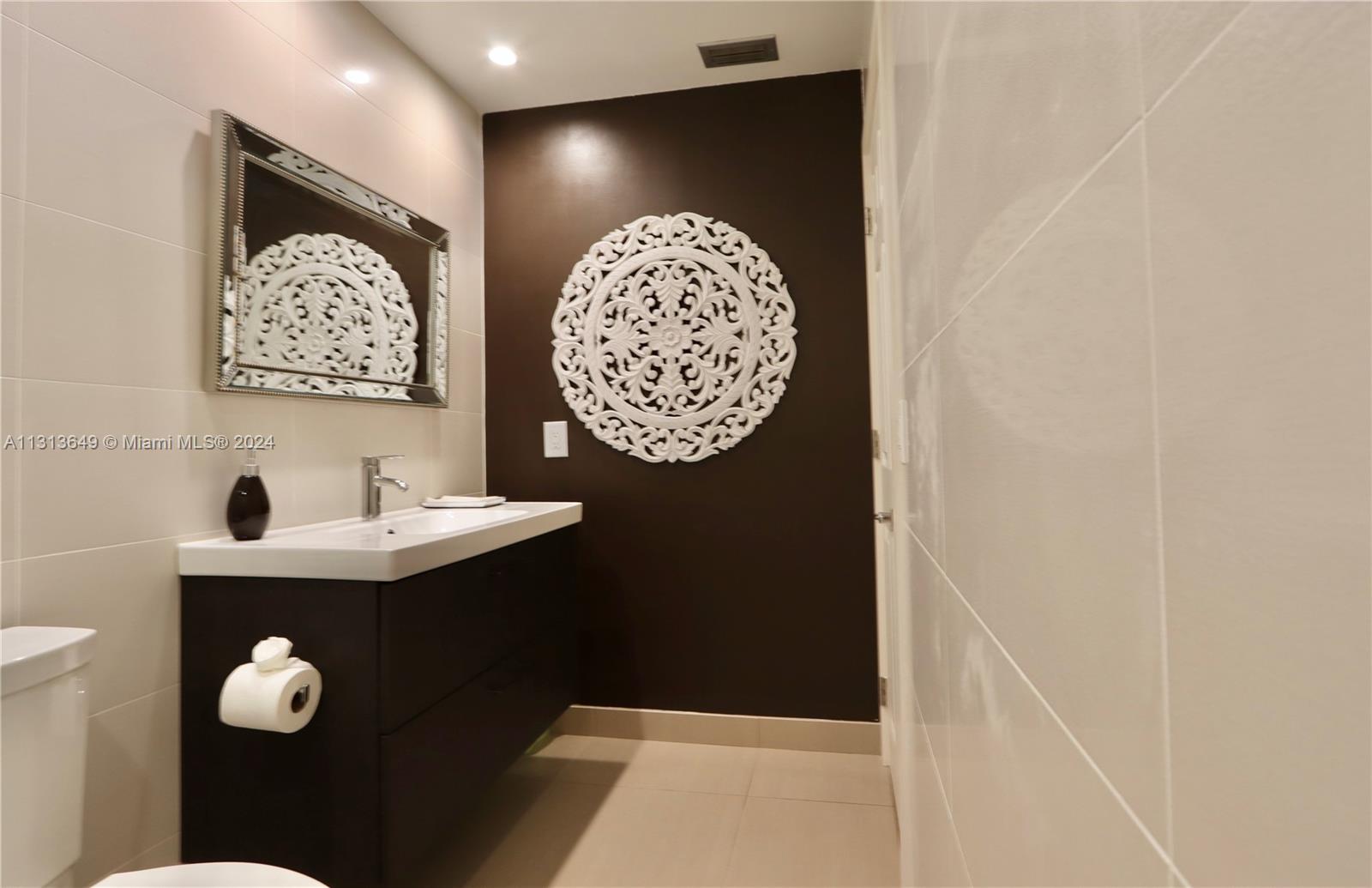 HIGHLAND LAKES - Residential