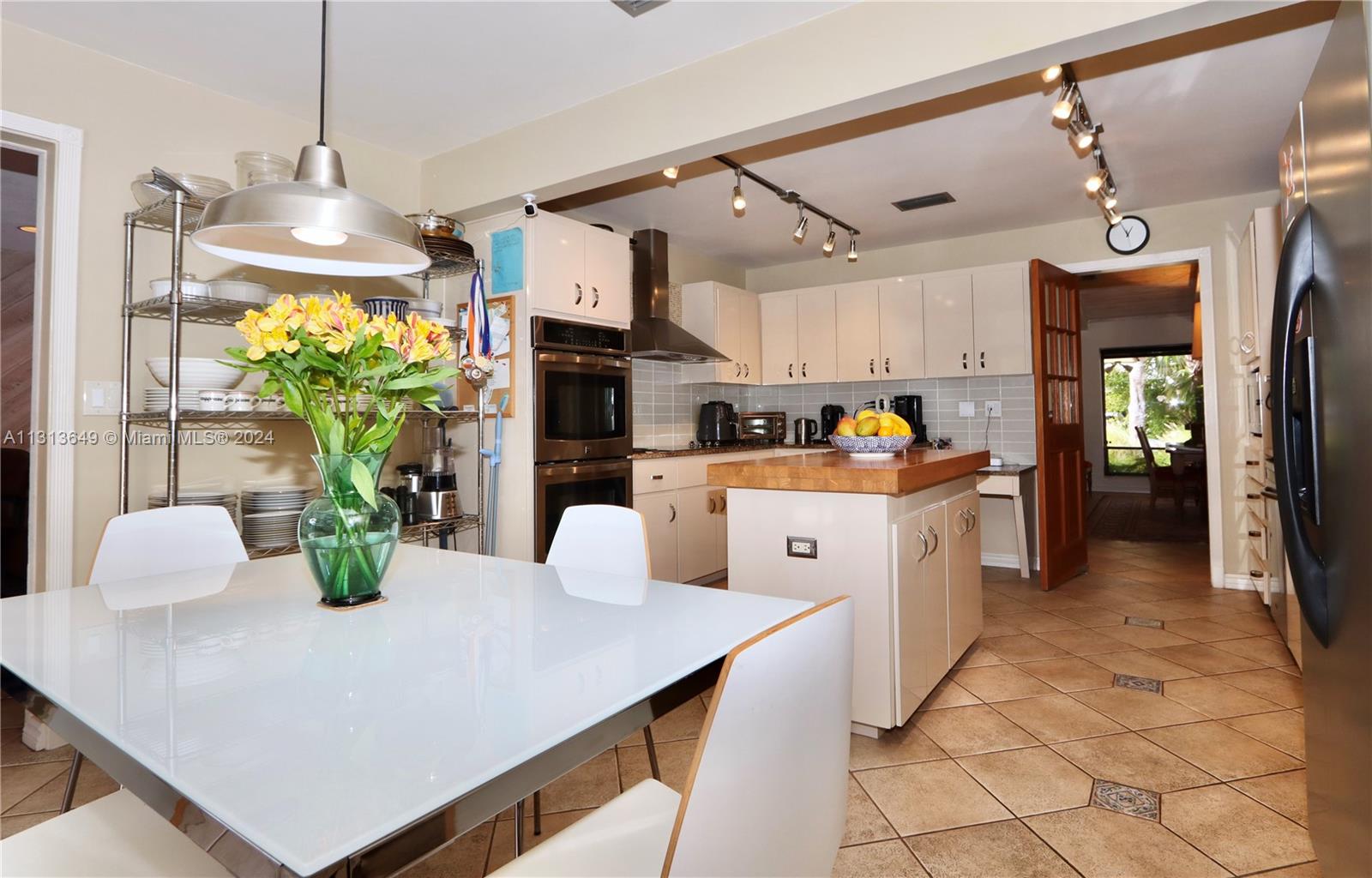 HIGHLAND LAKES - Residential