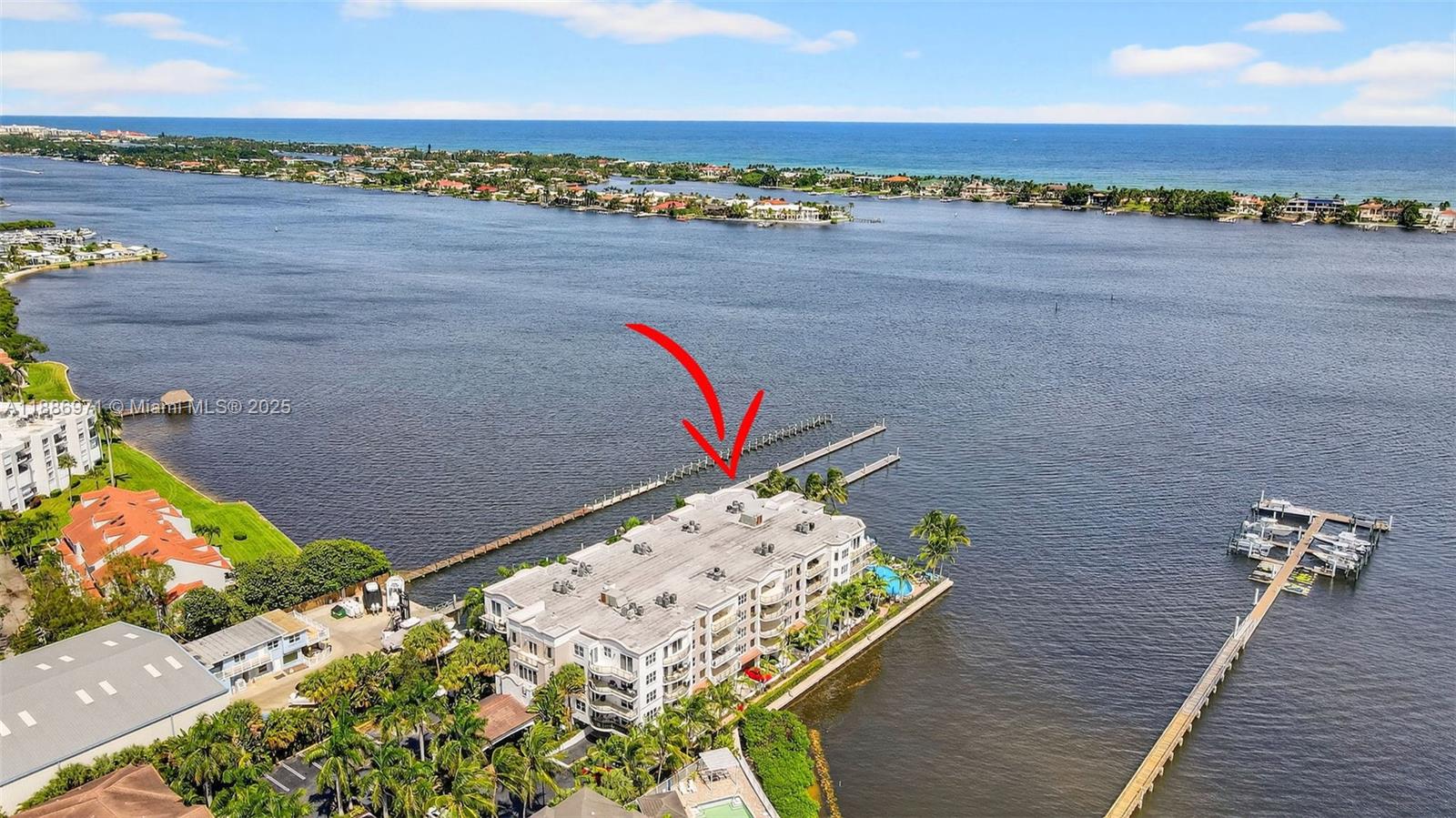 PENINSULA ON THE INTRACOA - Residential