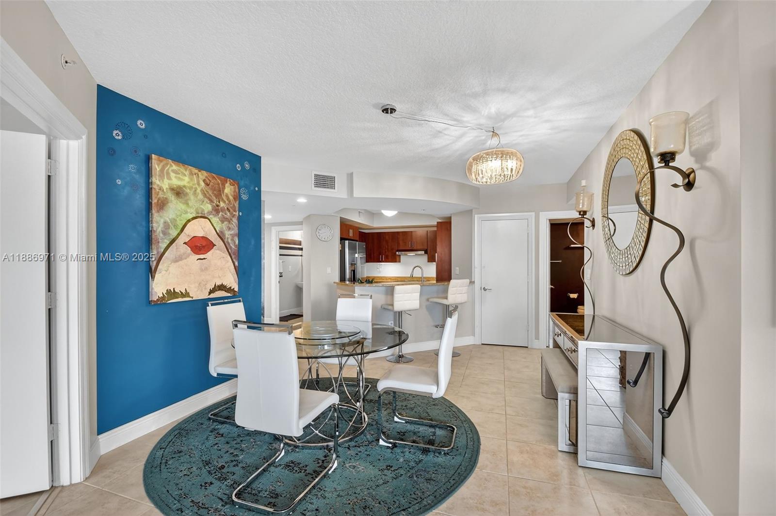 PENINSULA ON THE INTRACOA - Residential