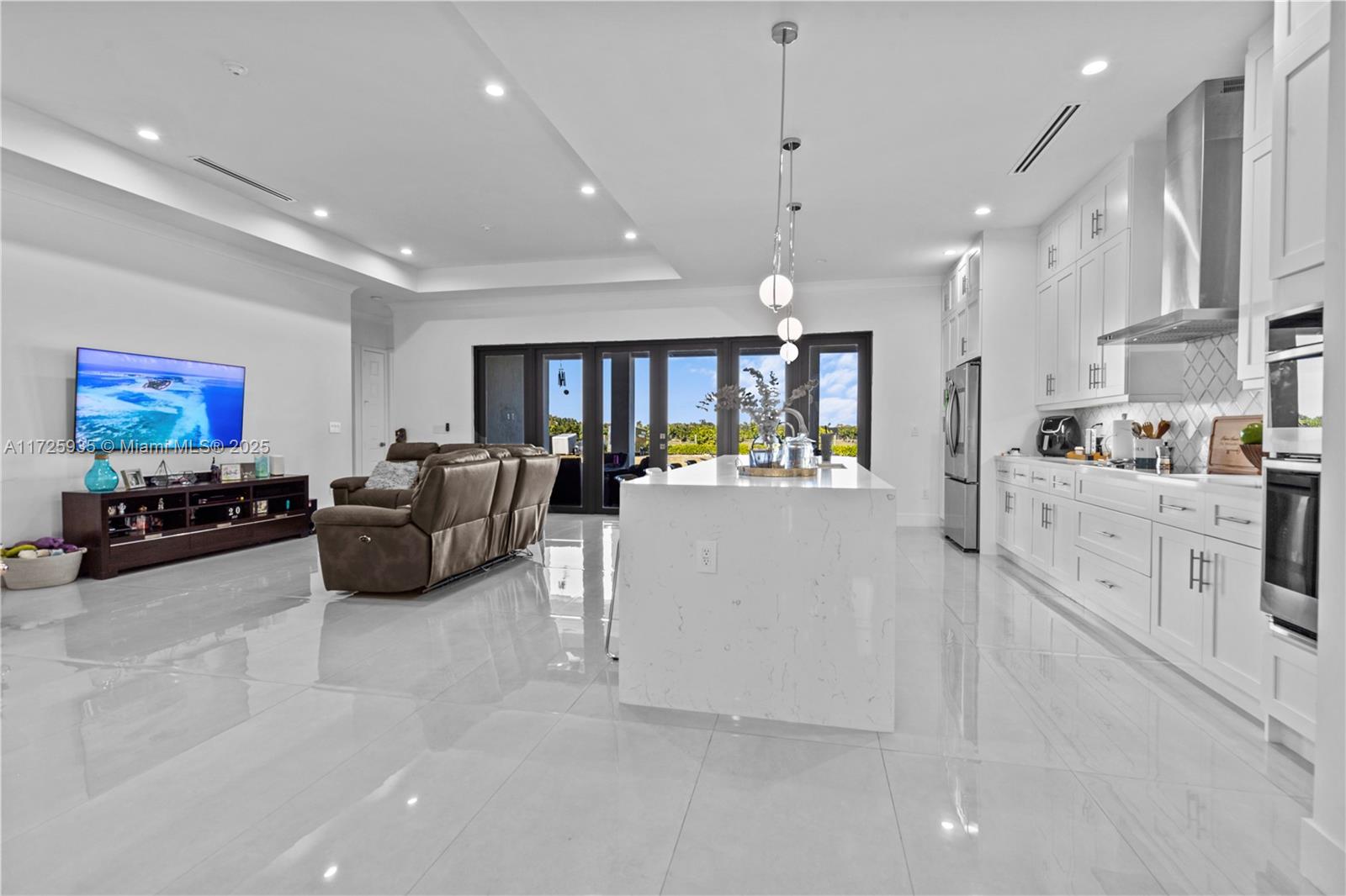BONITA GROVE - Residential