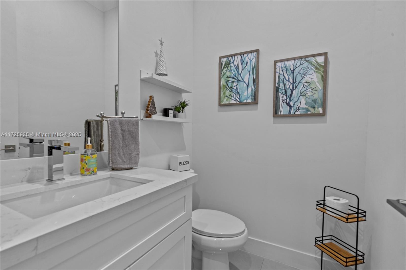 BONITA GROVE - Residential