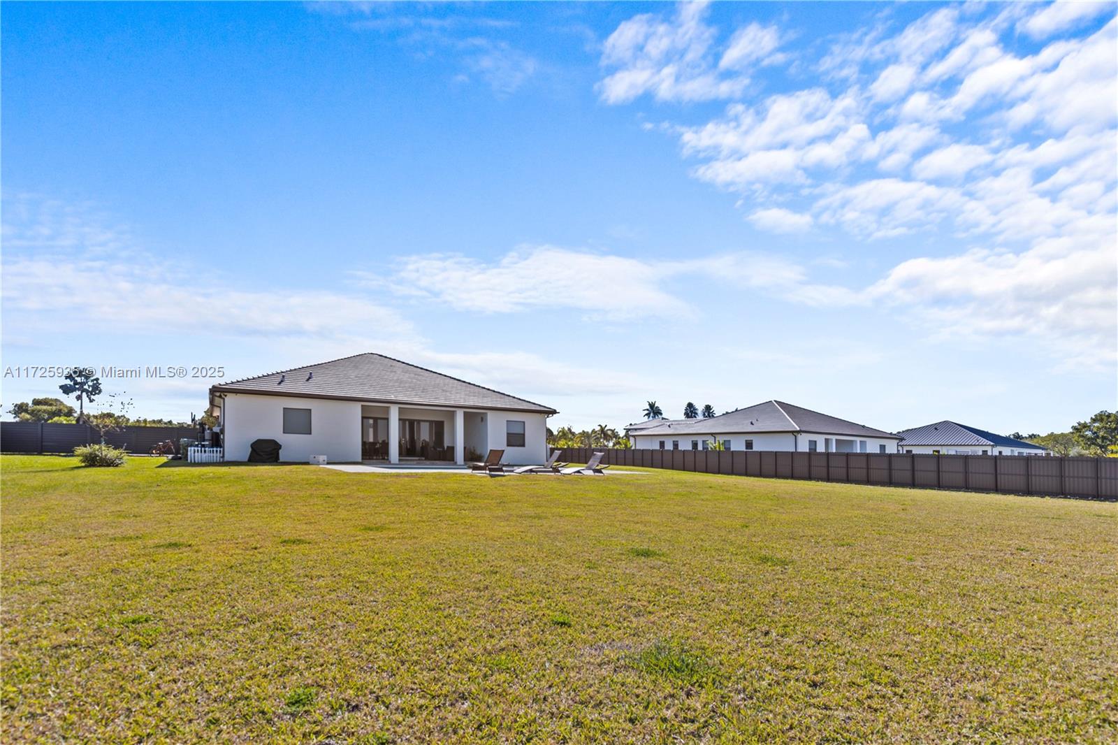 BONITA GROVE - Residential