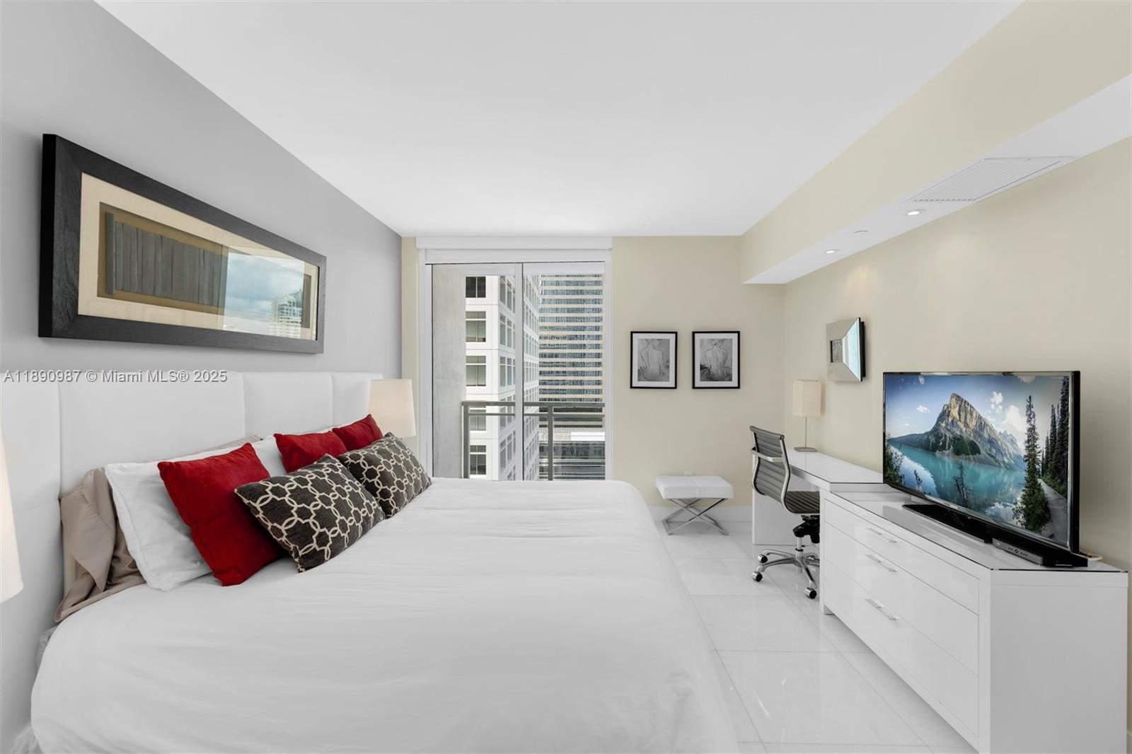 950 Brickell Bay Dr 2606
