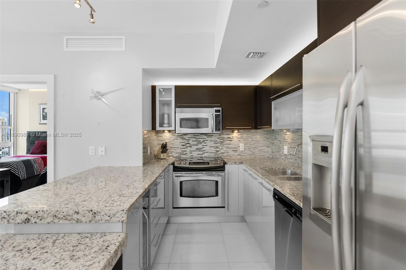 950 Brickell Bay Dr 2606