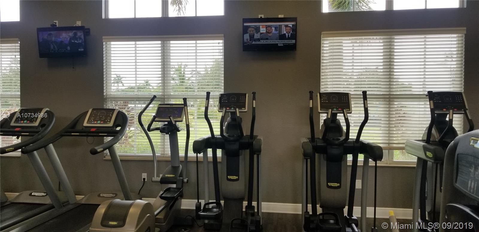 THE COURTS AT BAYSHORE II - Residential Lease