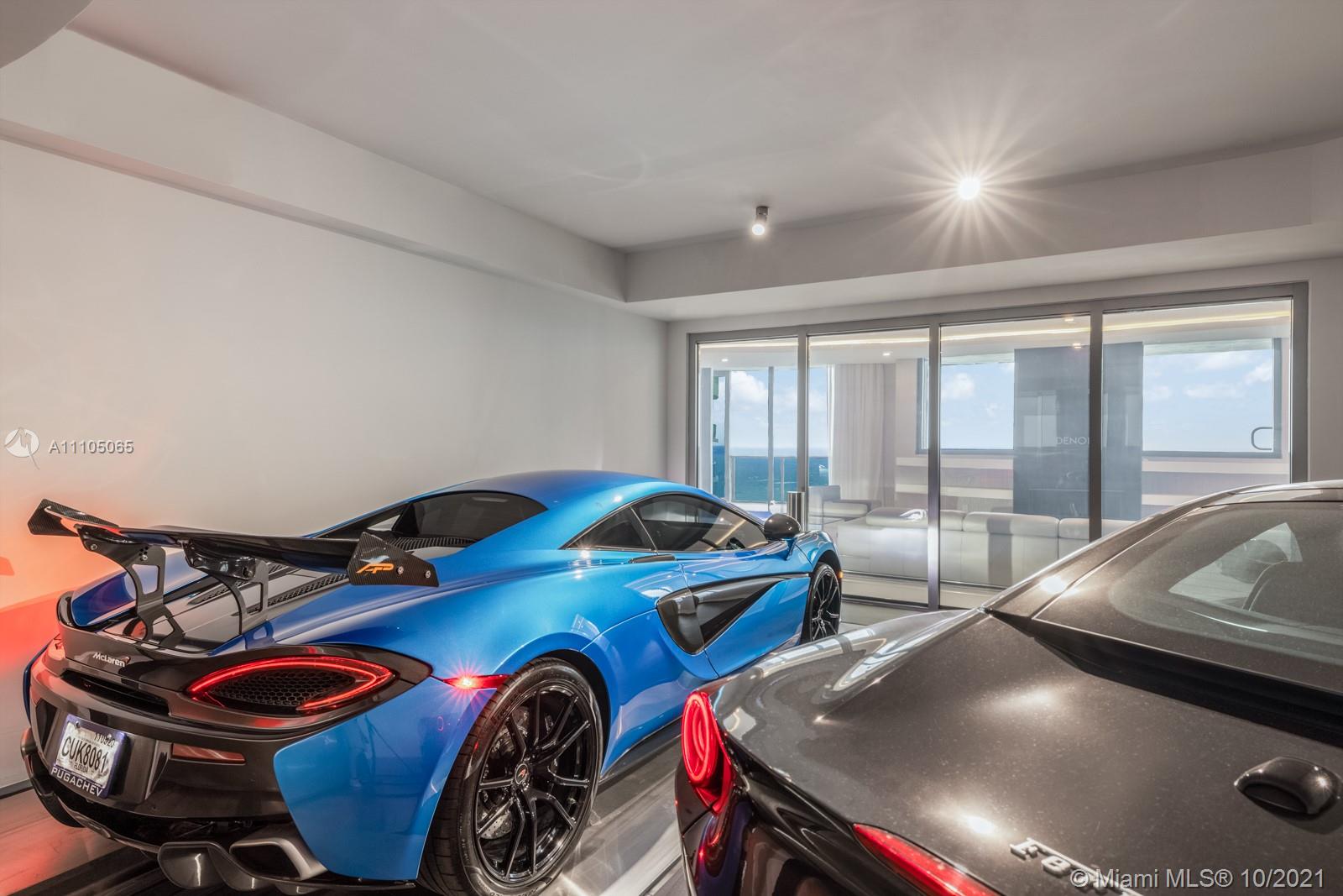 18555 COLLINS AVENUE COND - Residential