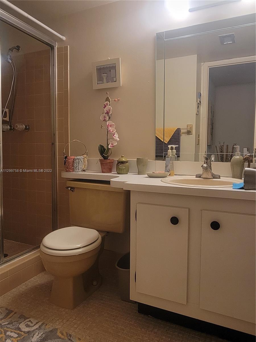 Photo 5 of 19 of 7950 NW 5th Ct 206 condo