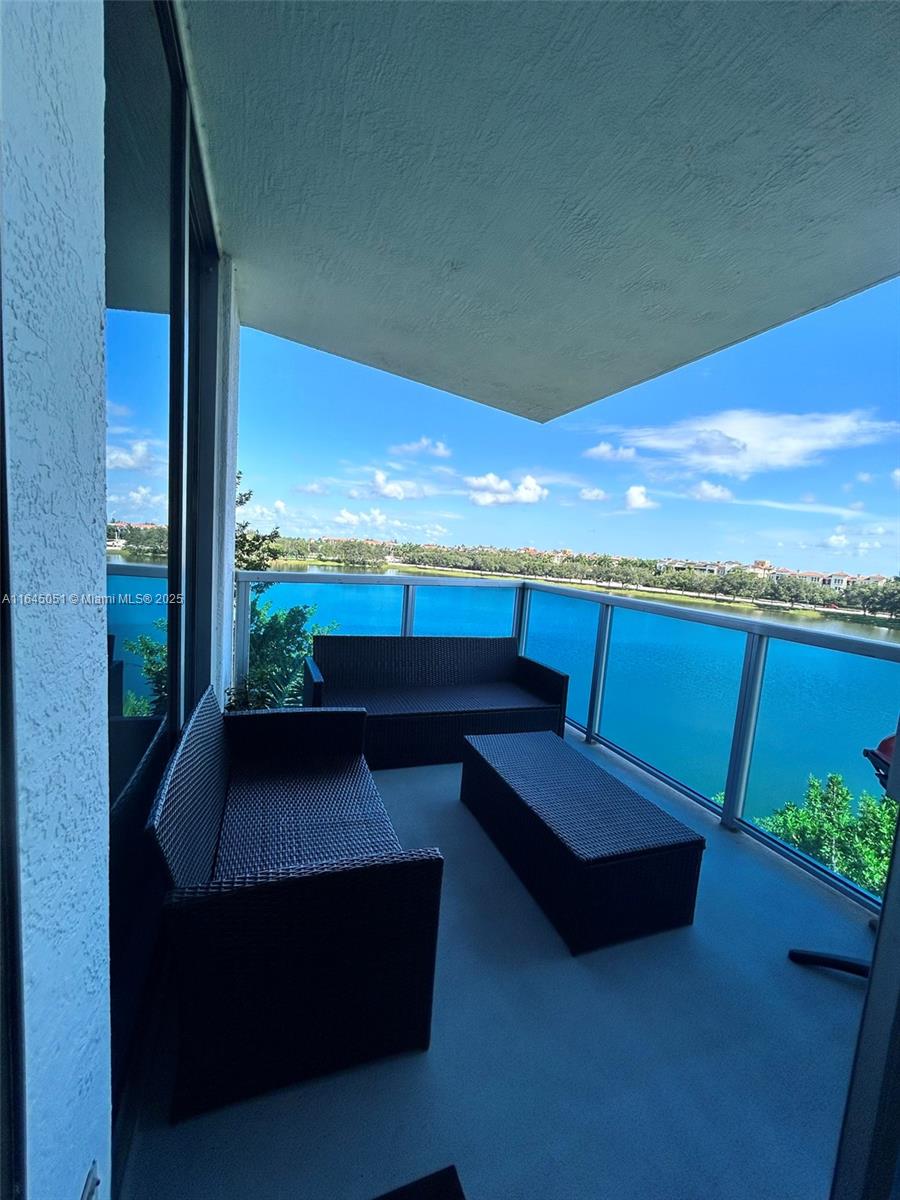Property for Sale at 2641 N Flamingo Rd 508N, Sunrise, Miami-Dade County, Florida - Bedrooms: 3 
Bathrooms: 3  - $480,000