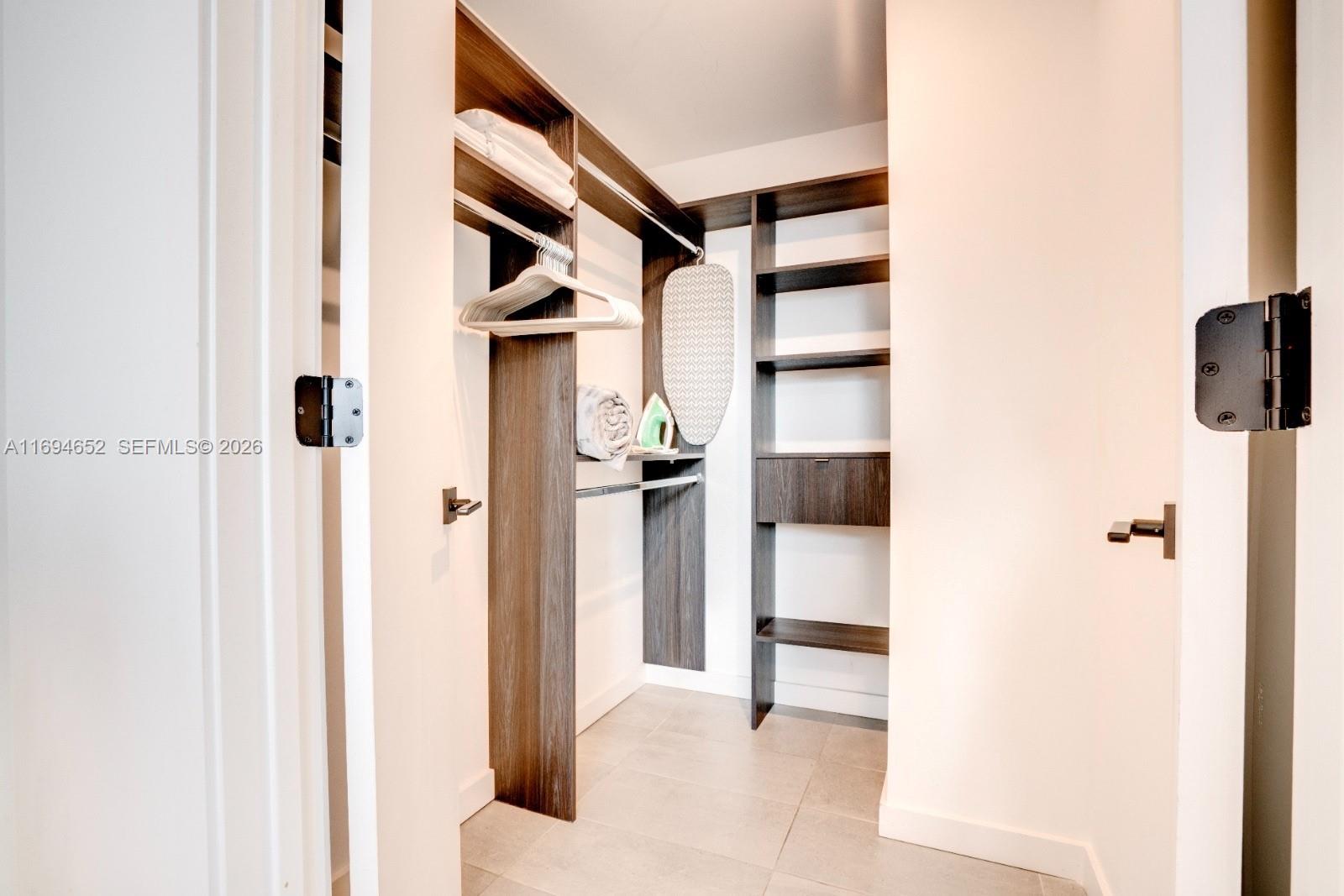 MAP OF MIAMI DADE CO. FL. - Residential