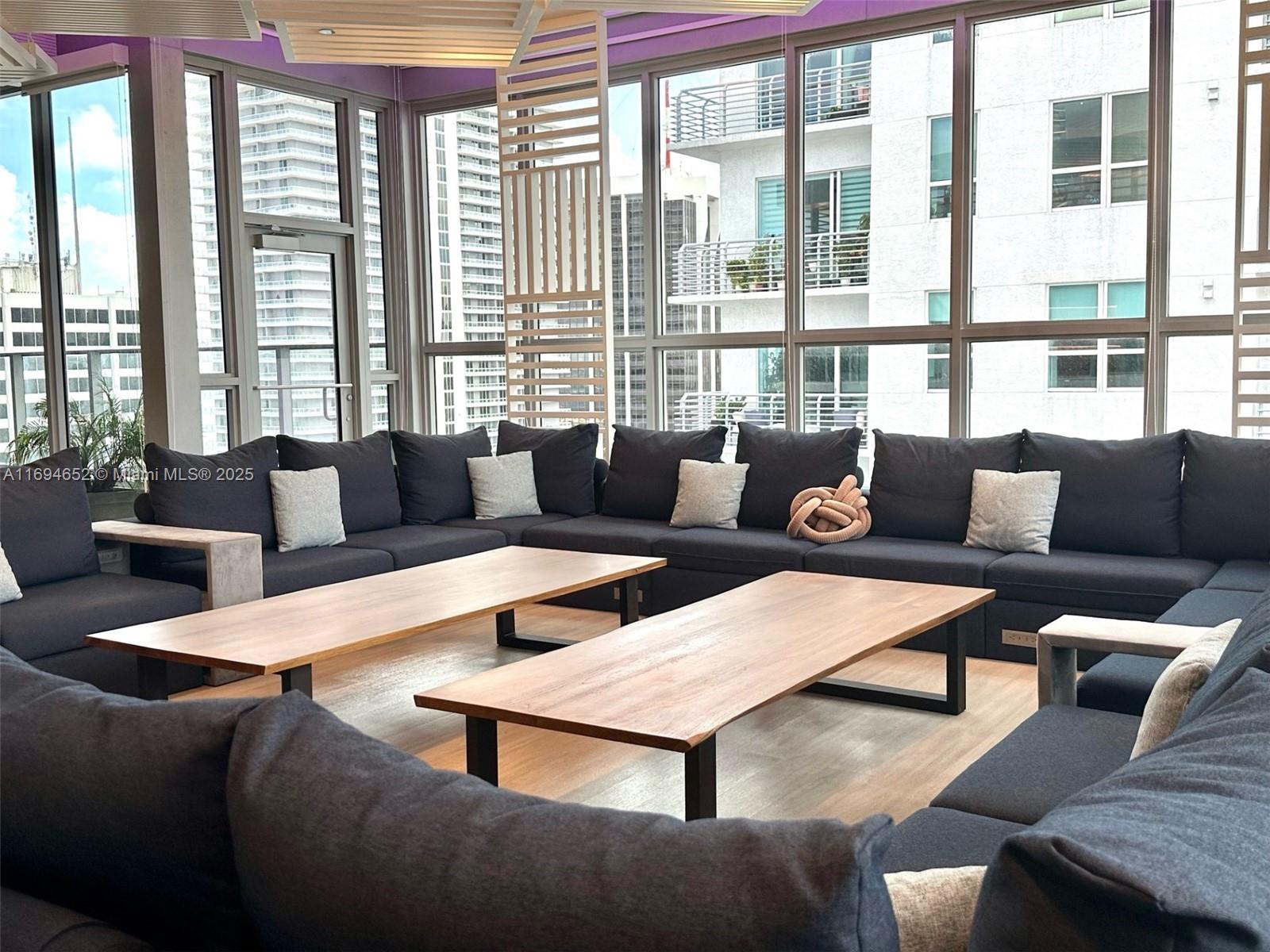 MAP OF MIAMI DADE CO. FL. - Residential