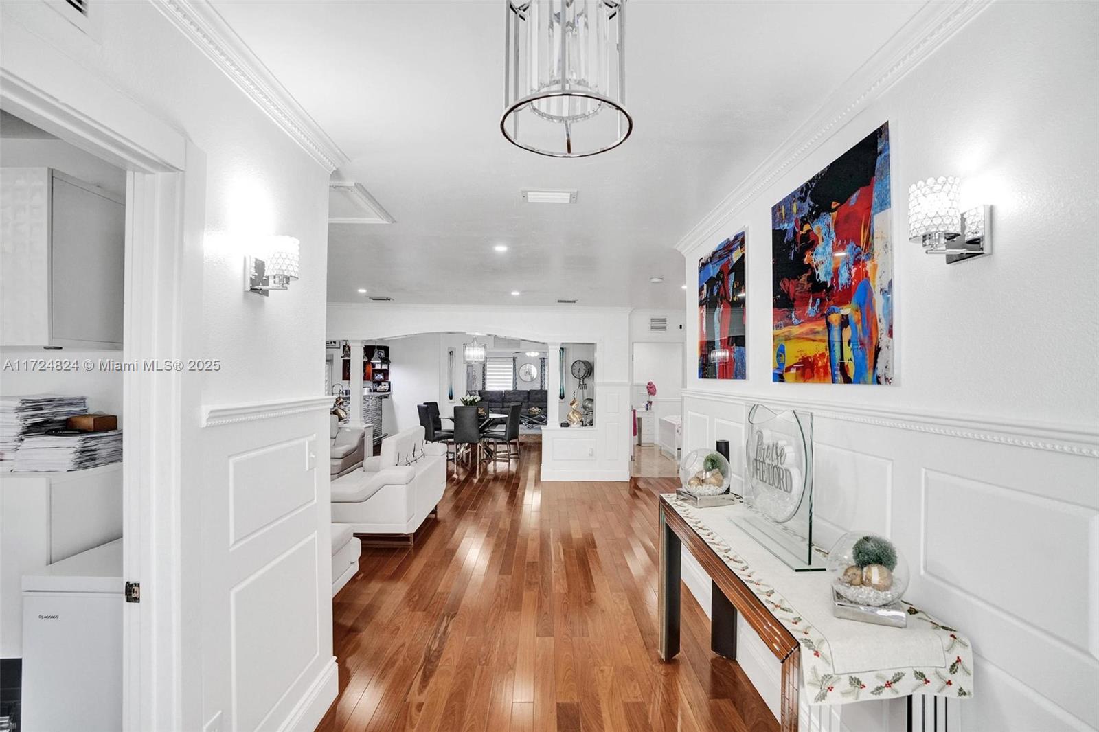 BREEZEVIEW MANORS - Residential
