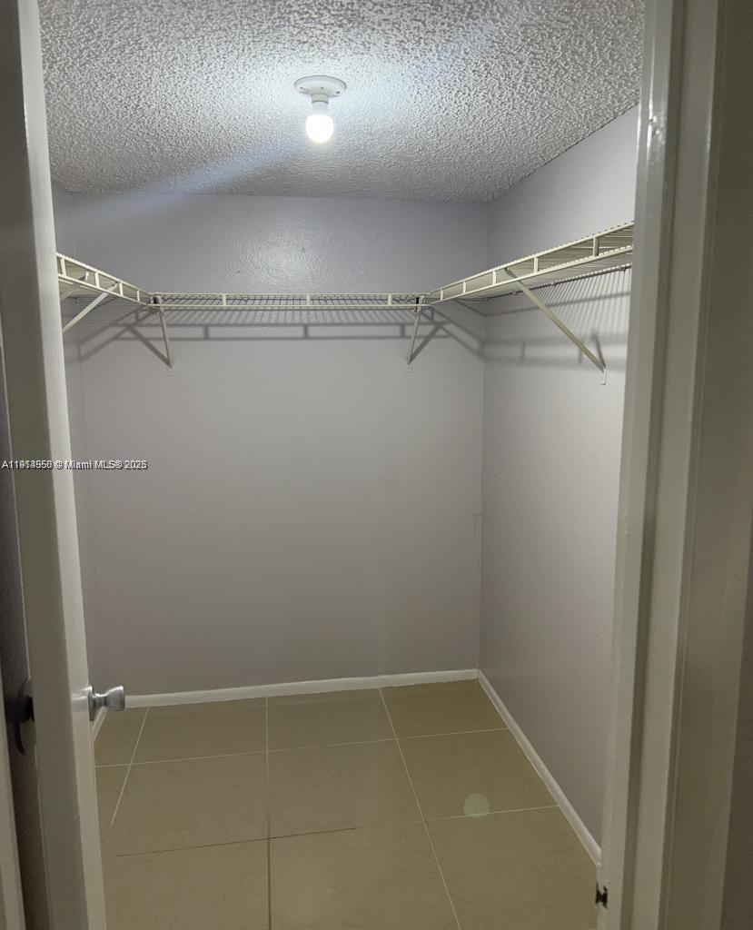 BISCAYNE BEACH CLUB CONDO - Residential Lease