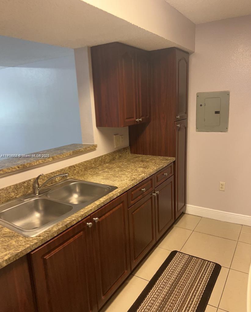 BISCAYNE BEACH CLUB CONDO - Residential Lease