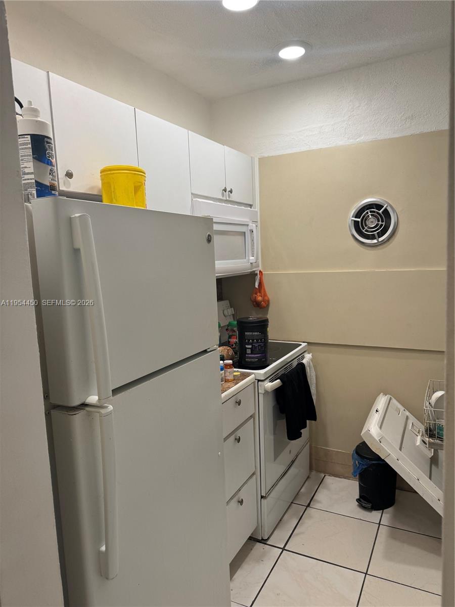 RO-MONT GARDENS ANDOVER B - Residential