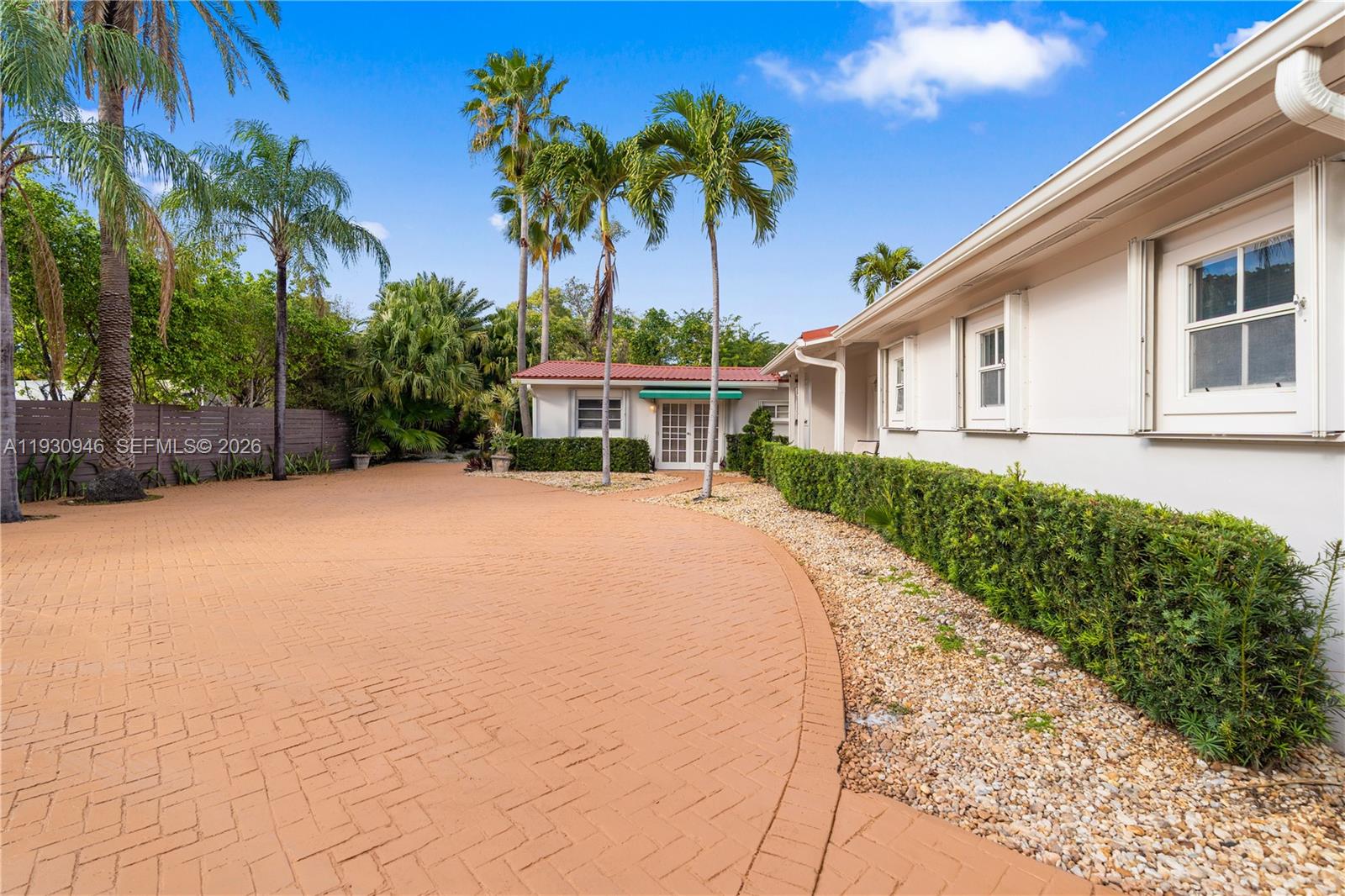 HARBOR BEACH - Residential