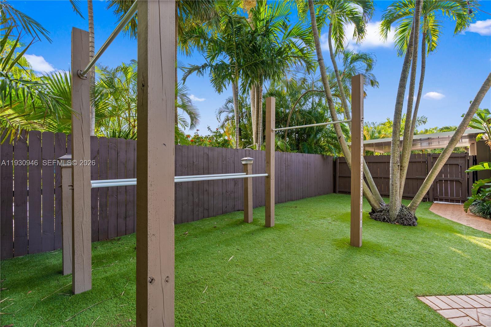 HARBOR BEACH - Residential