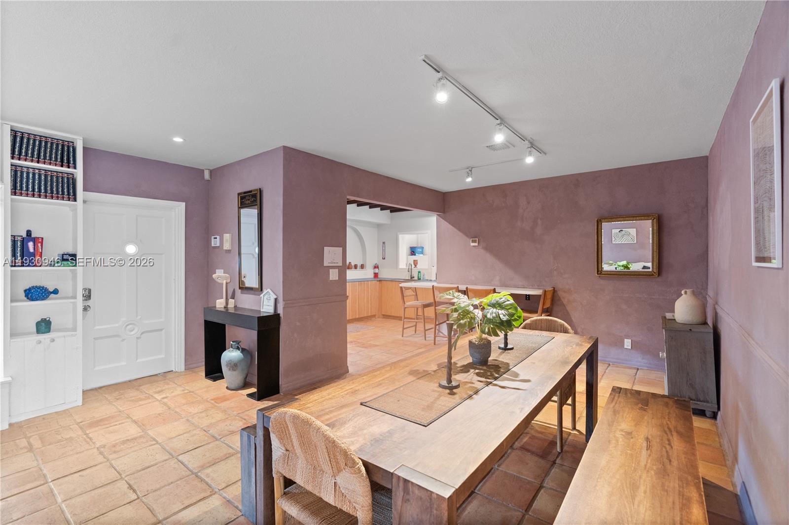 HARBOR BEACH - Residential