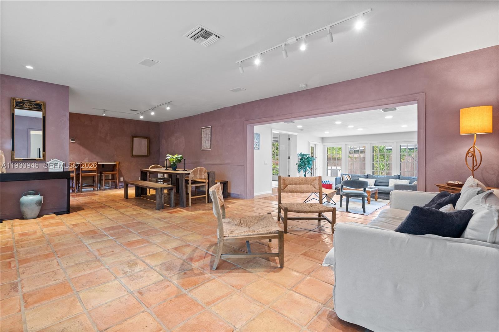 HARBOR BEACH - Residential