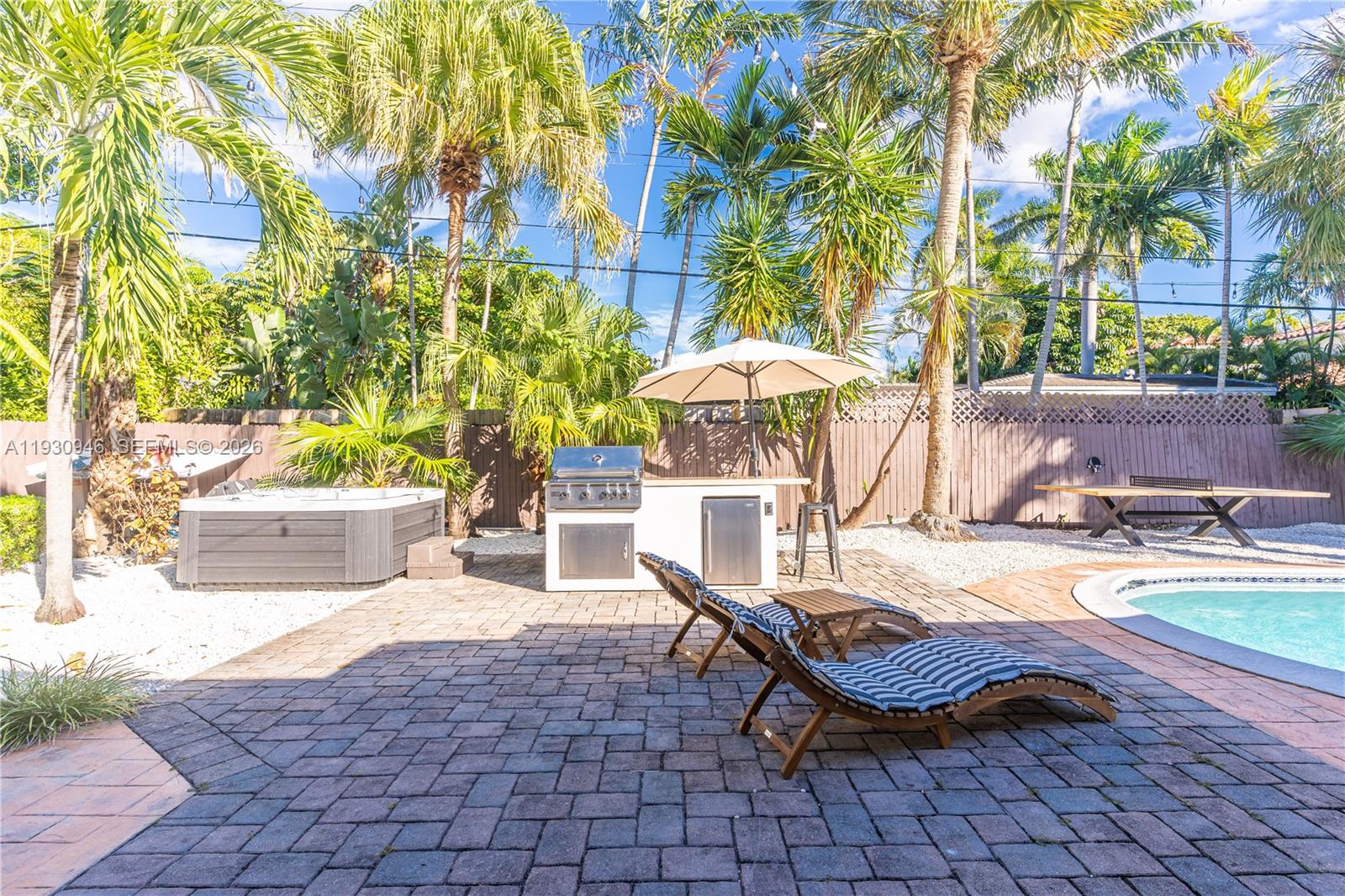 HARBOR BEACH - Residential