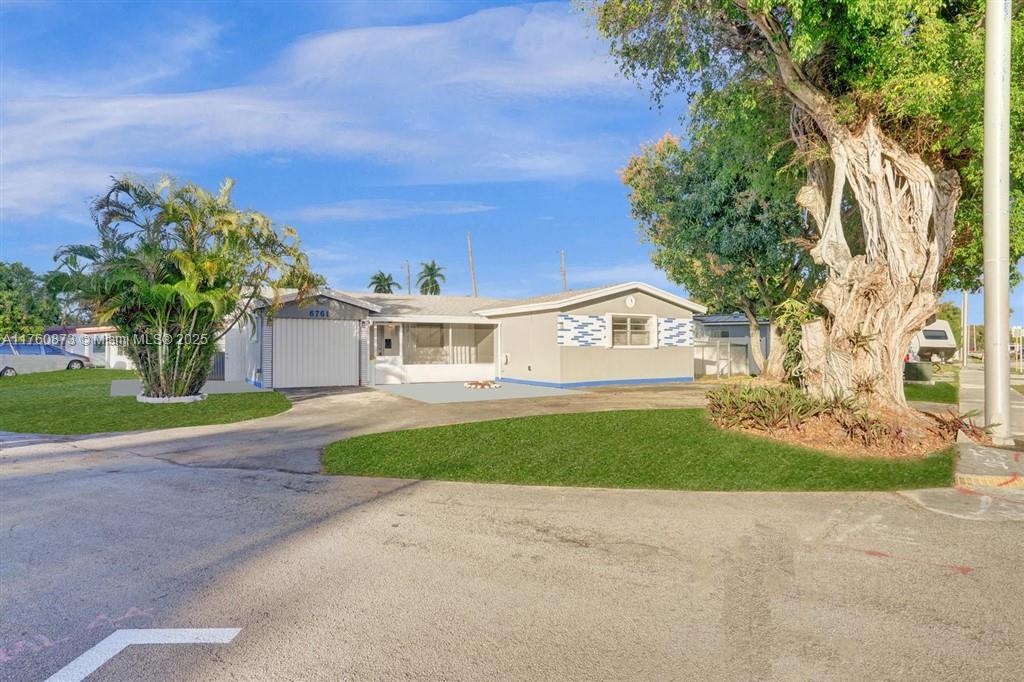 Property for Sale at 6761 Miramar Pkwy, Miramar, Broward County, Florida - Bedrooms: 4 
Bathrooms: 2  - $519,900