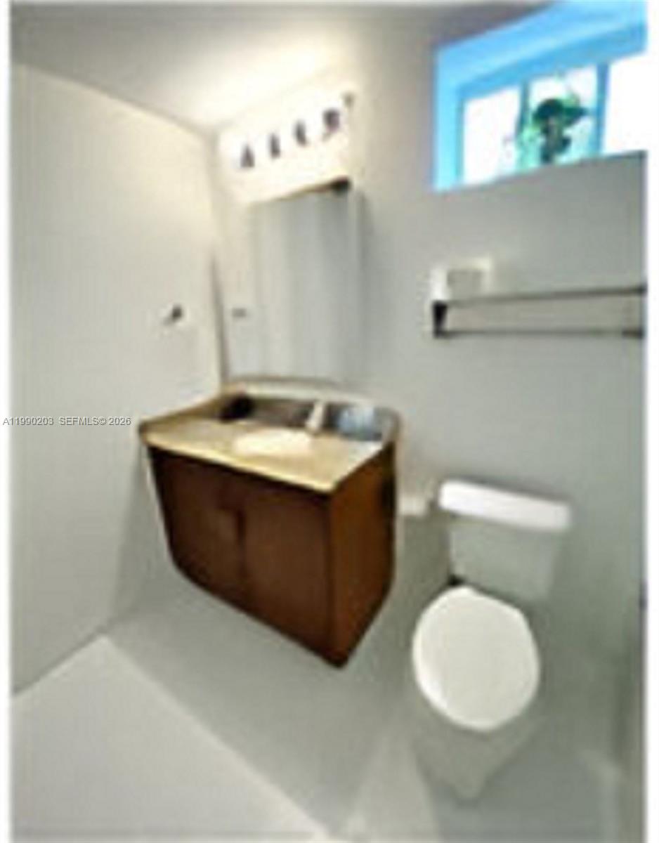 DOWNTOWN DADELAND CONDO N - Residential Lease