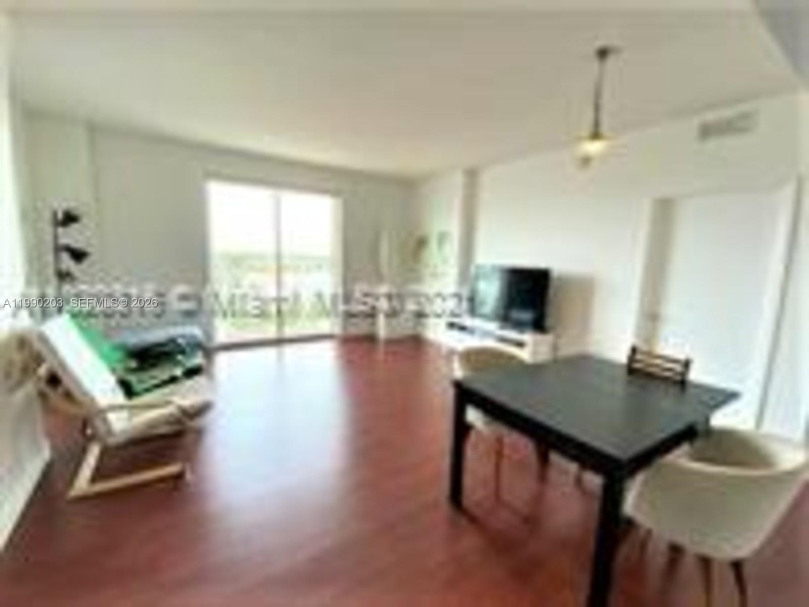 DOWNTOWN DADELAND CONDO N - Residential Lease