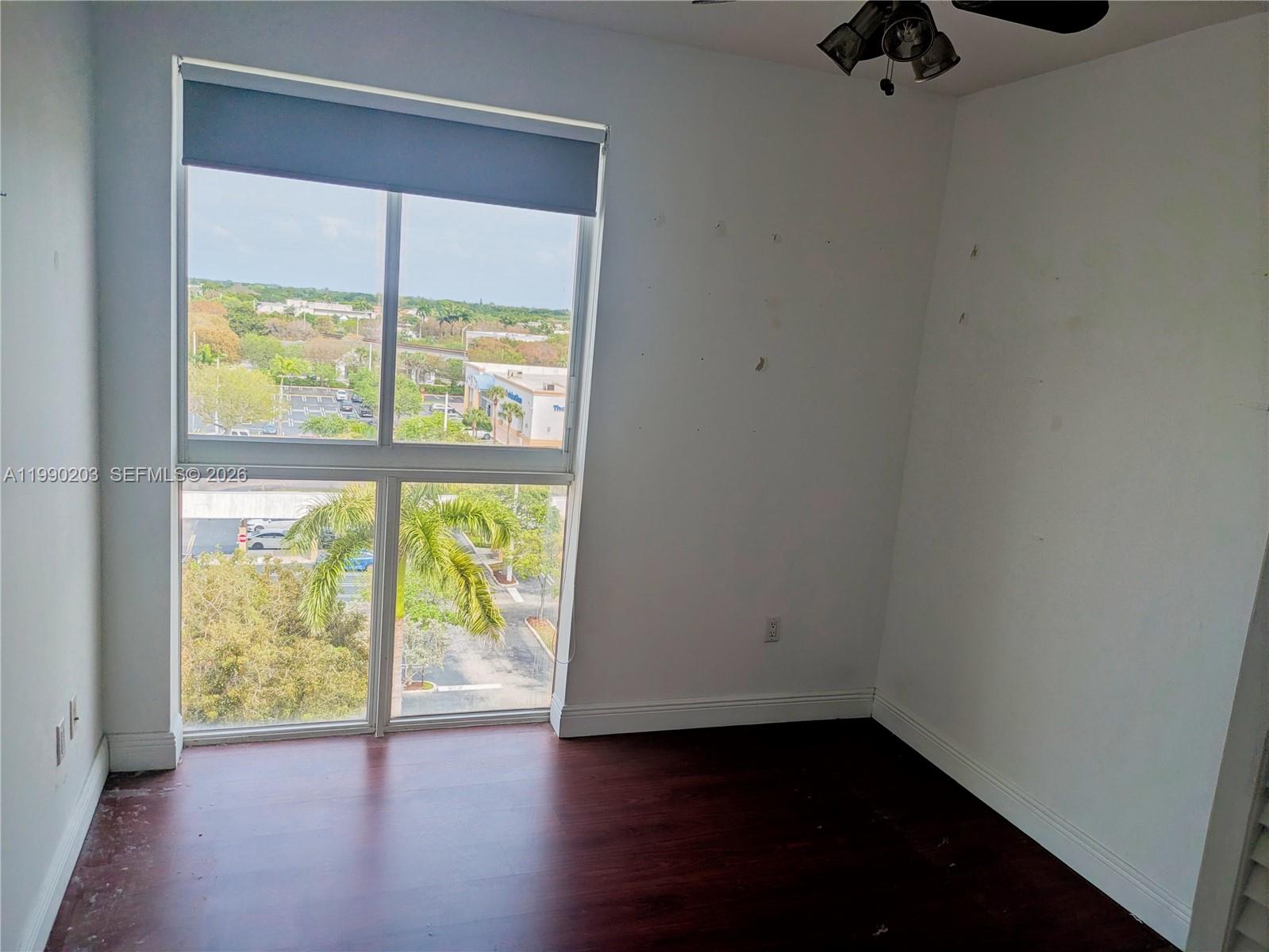 DOWNTOWN DADELAND CONDO N - Residential Lease